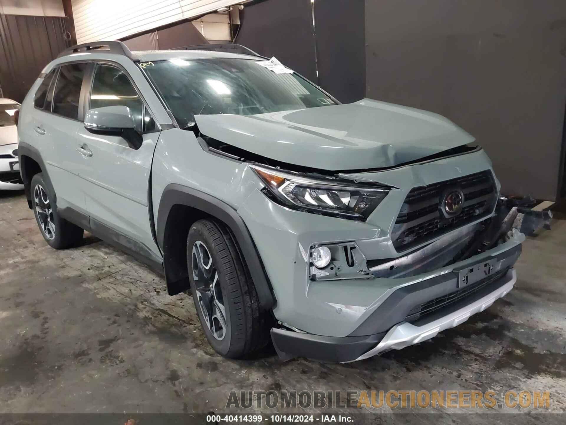 2T3J1RFV7KW017160 TOYOTA RAV4 2019