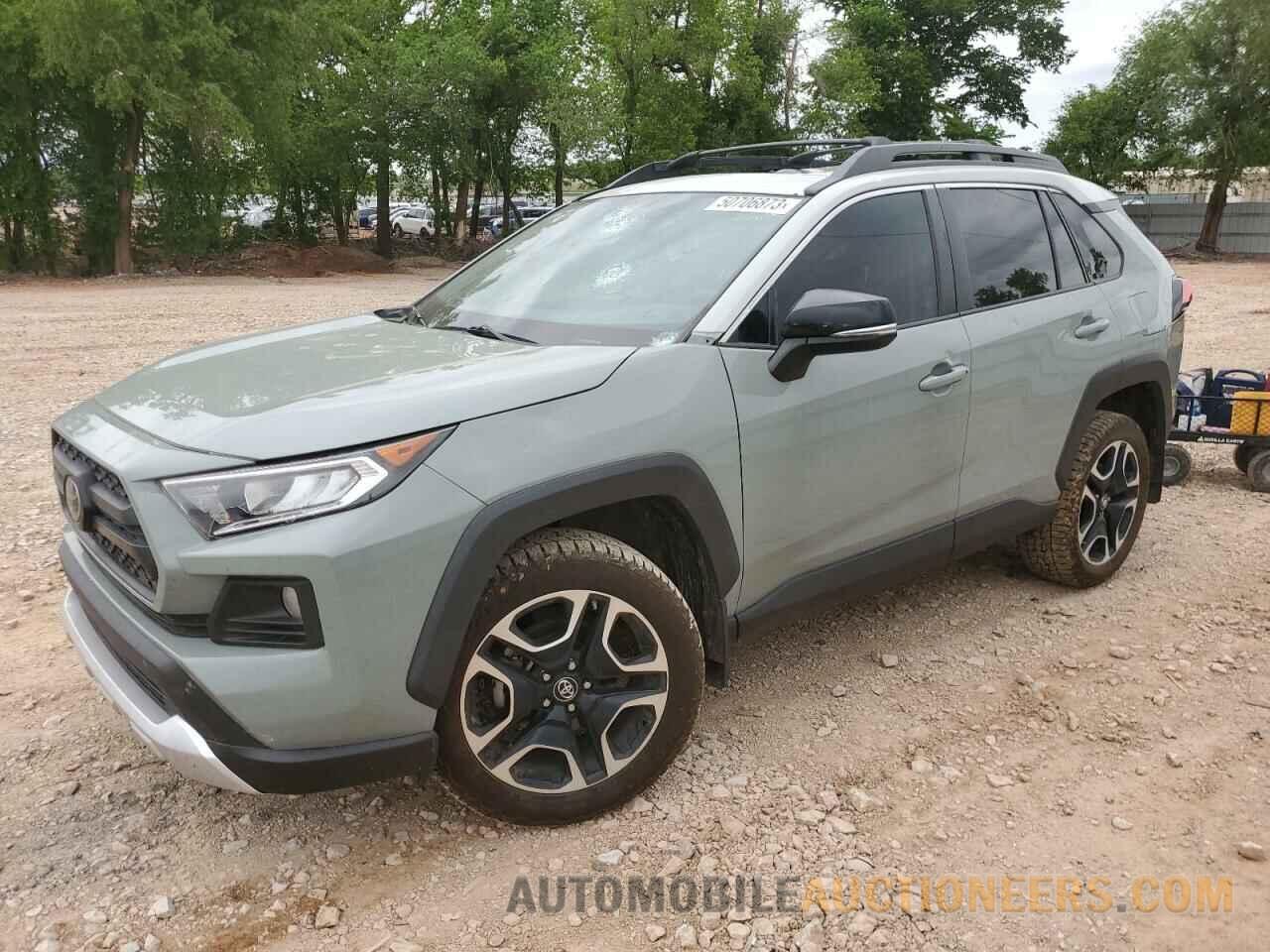 2T3J1RFV7KW030068 TOYOTA RAV4 2019