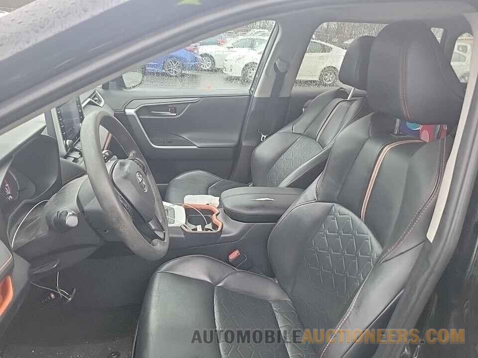 2T3J1RFV7KW040518 Toyota RAV4 2019