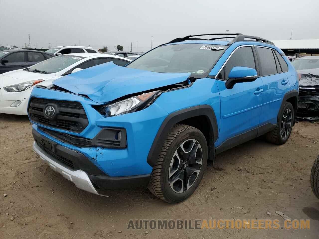 2T3J1RFV8KW006779 TOYOTA RAV4 2019