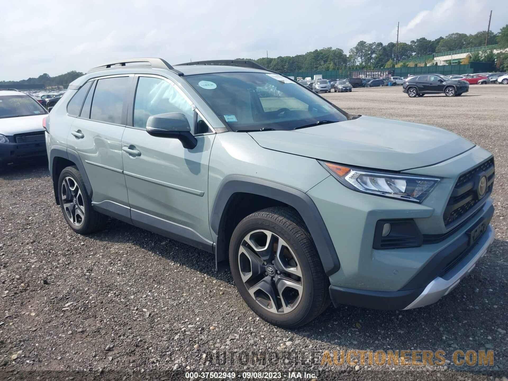 2T3J1RFV8KW034842 TOYOTA RAV4 2019