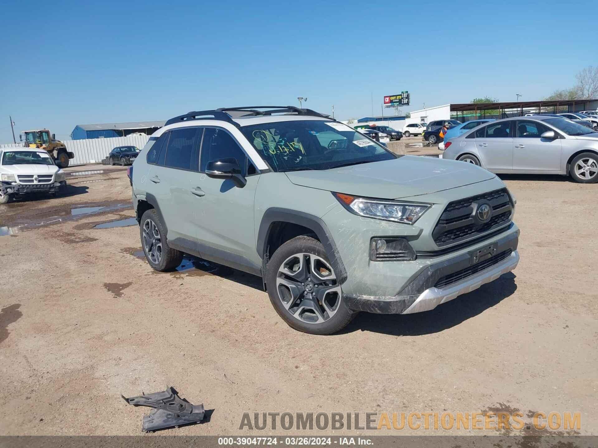 2T3J1RFV8KW041337 TOYOTA RAV4 2019