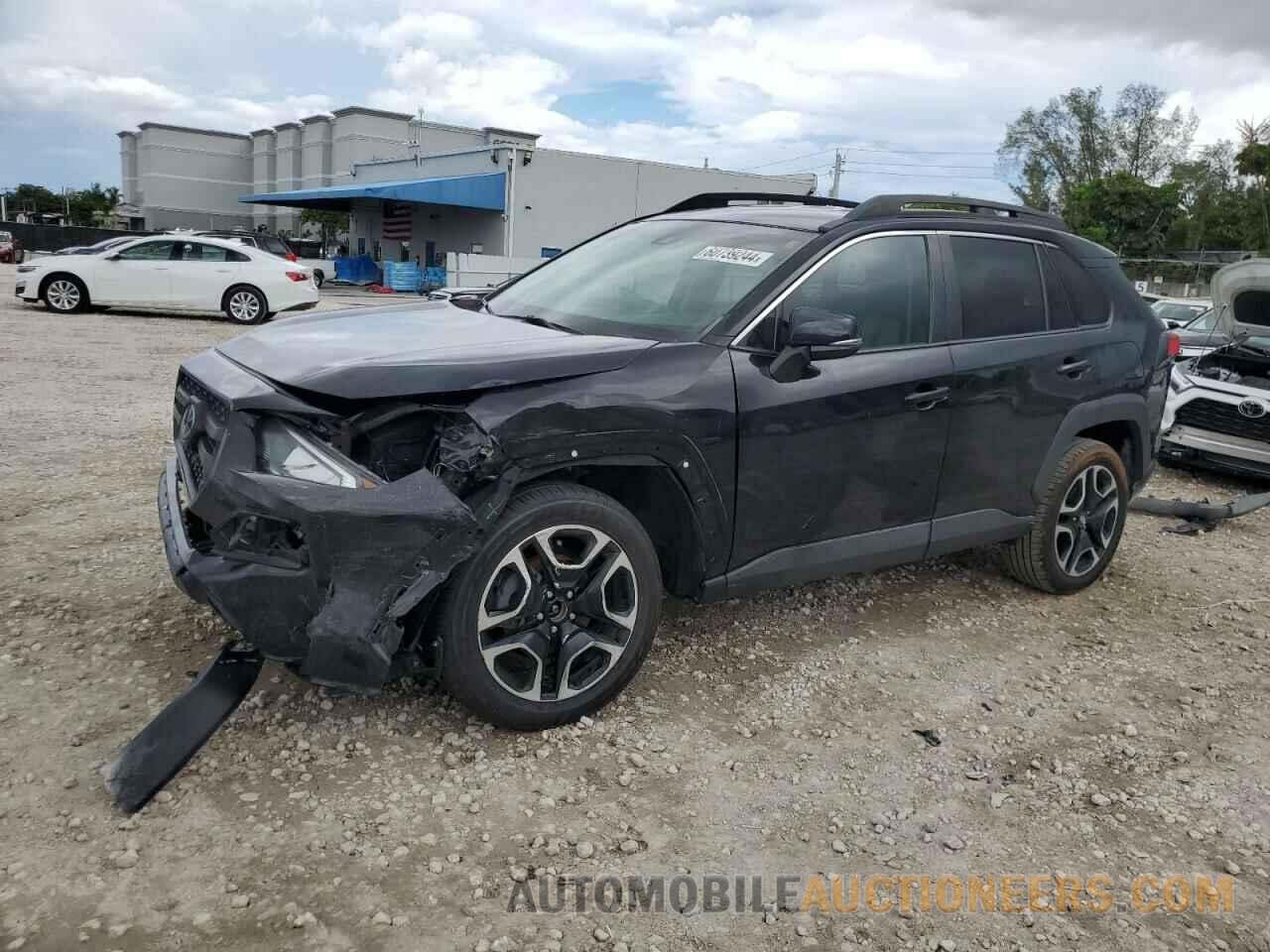 2T3J1RFV8LC088161 TOYOTA RAV4 2020