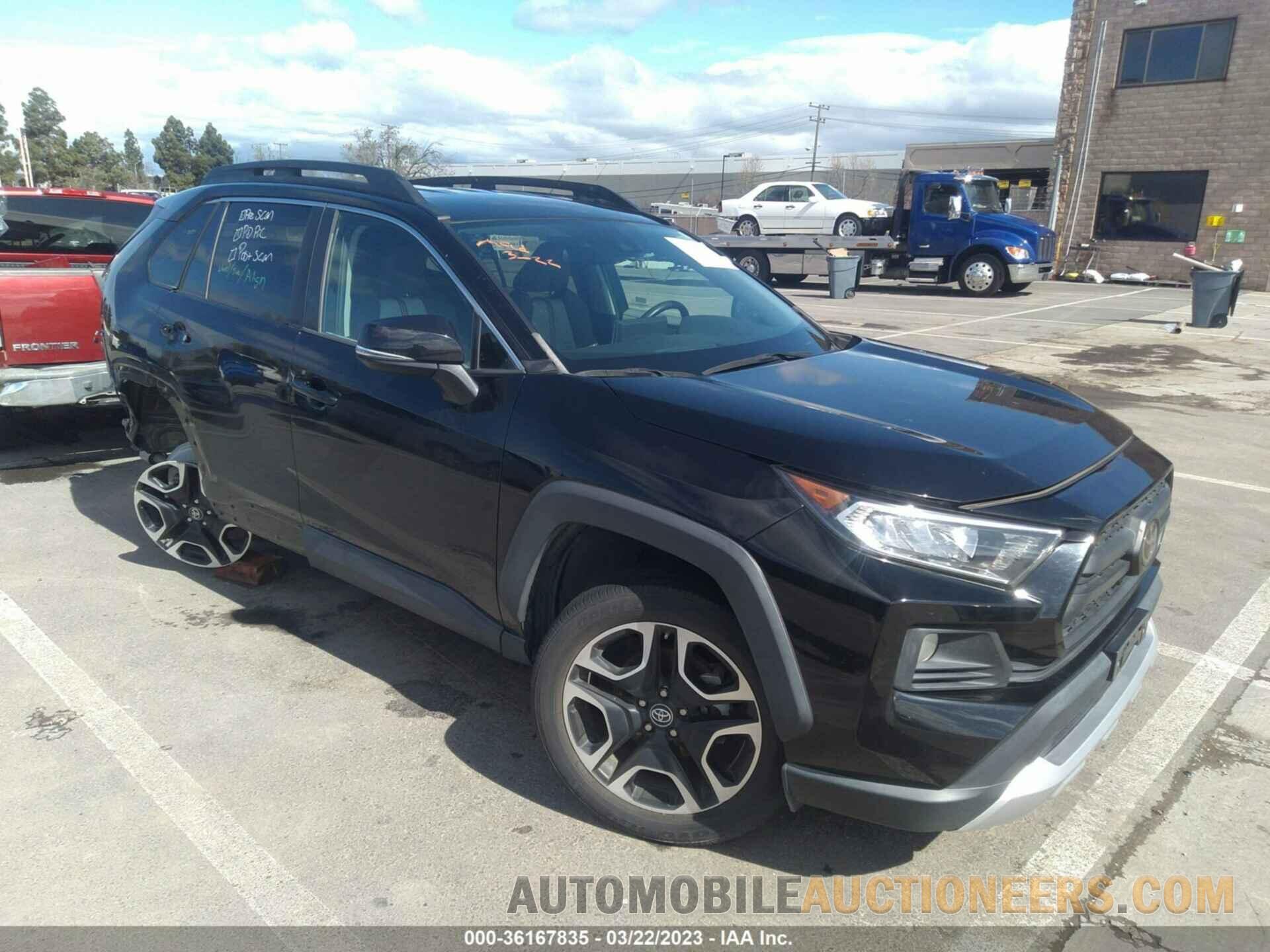 2T3J1RFV9KC019168 TOYOTA RAV4 2019