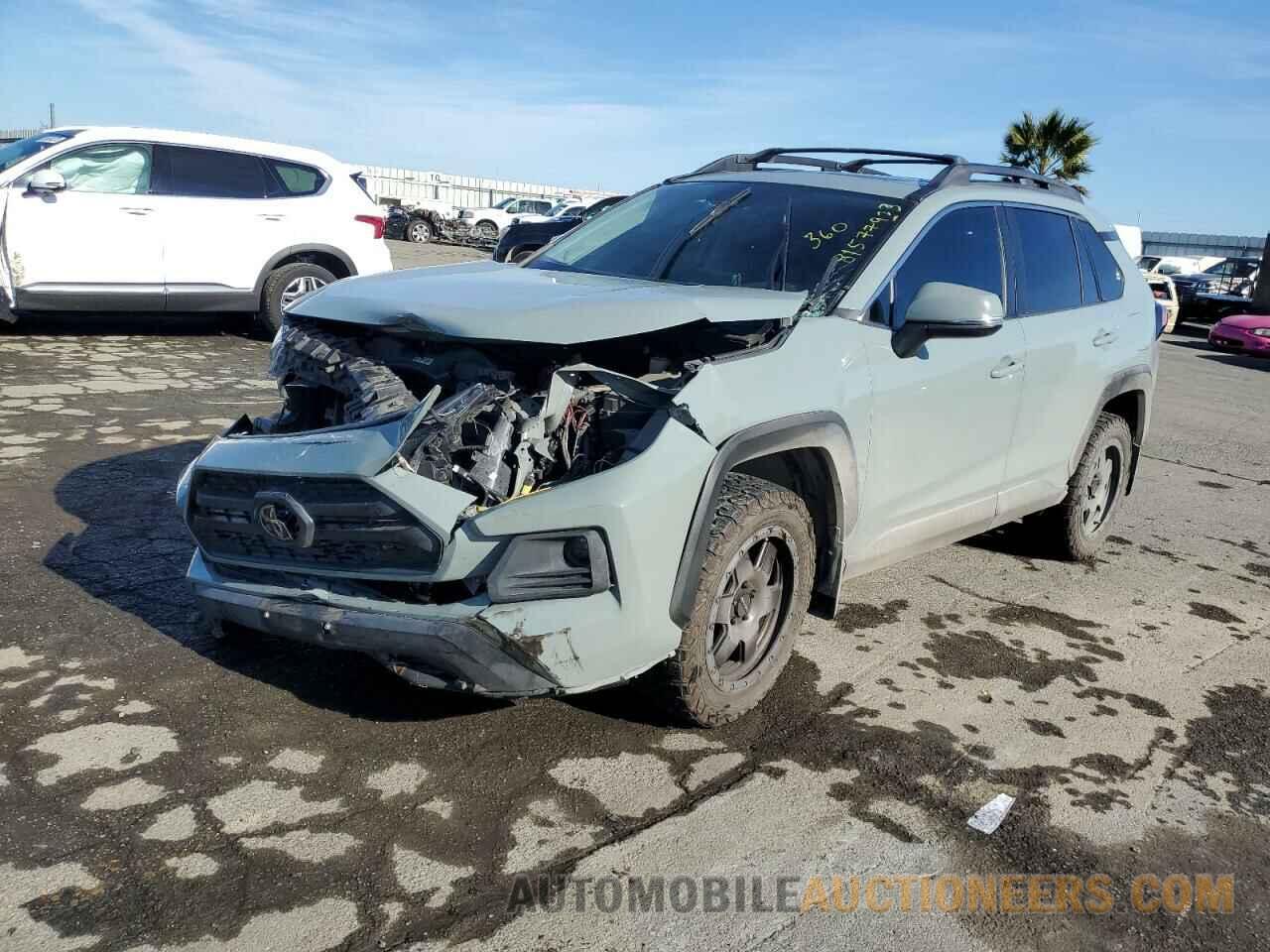 2T3J1RFV9KW019220 TOYOTA RAV4 2019