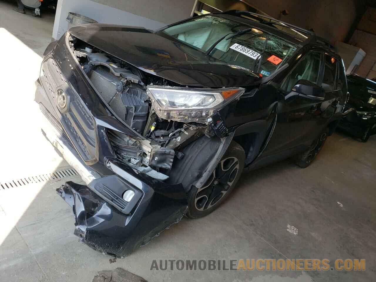 2T3J1RFV9KW035742 TOYOTA RAV4 2019