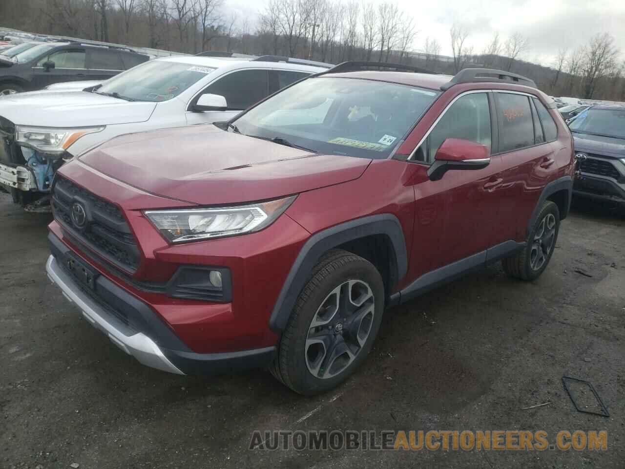 2T3J1RFVXKW005827 TOYOTA RAV4 2019