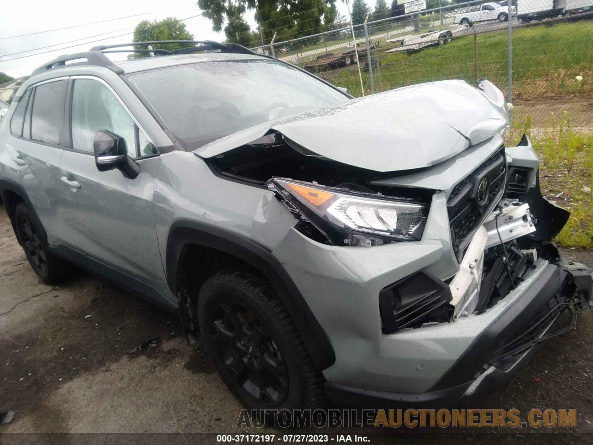 2T3J1RFVXLC073192 TOYOTA RAV4 2020