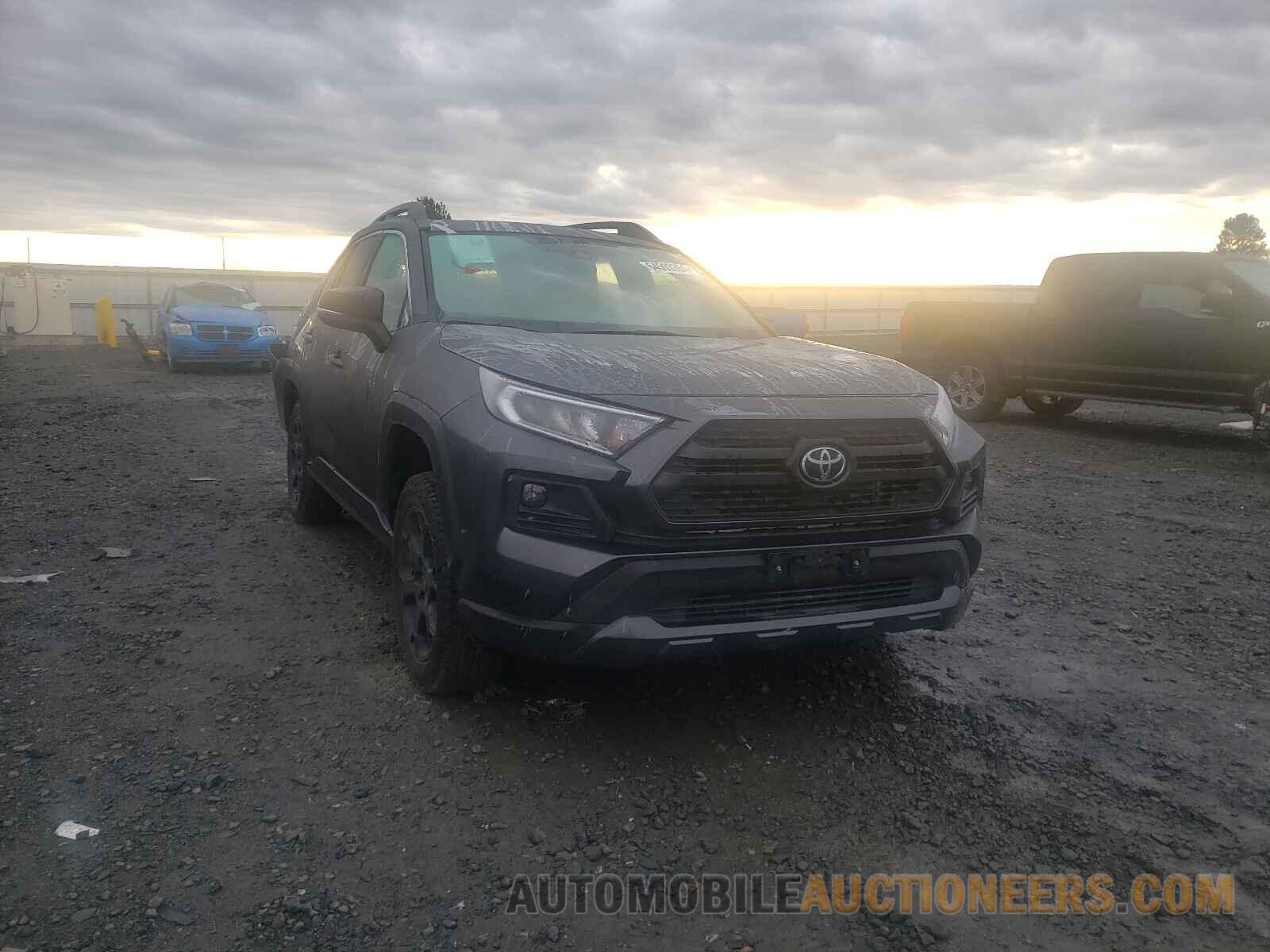 2T3J1RFVXLC116073 TOYOTA RAV4 2020