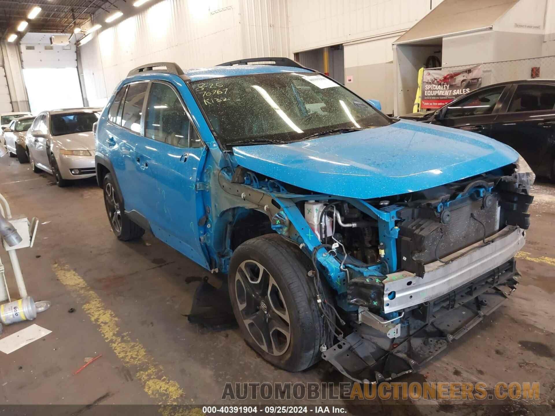 2T3J1RFVXMW141037 TOYOTA RAV4 2021