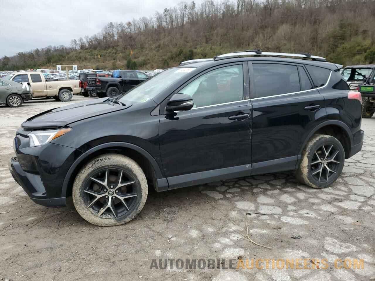 2T3JFREV1HW611075 TOYOTA RAV4 2017