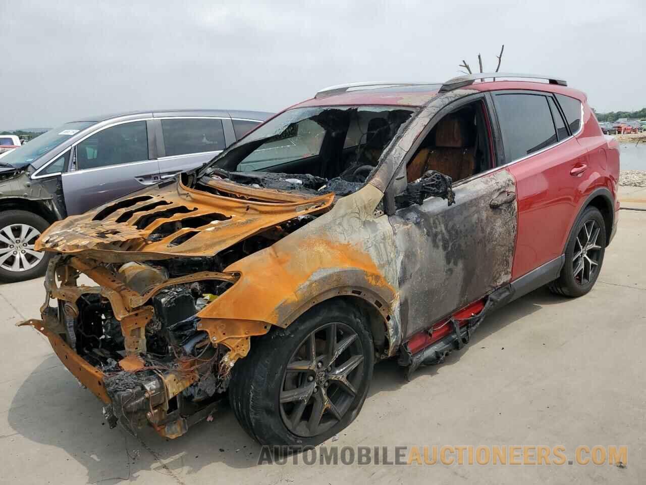 2T3JFREV4HW568366 TOYOTA RAV4 2017