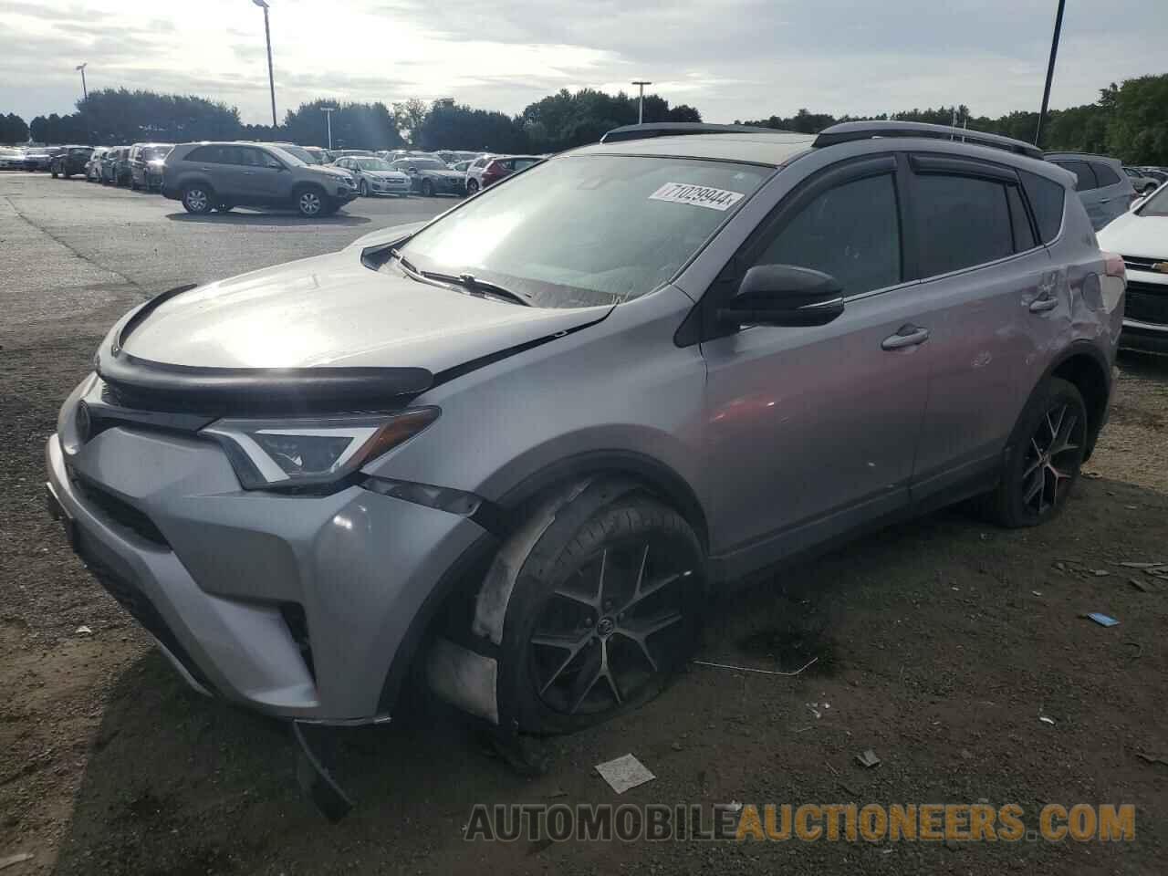 2T3JFREV5HW687267 TOYOTA RAV4 2017