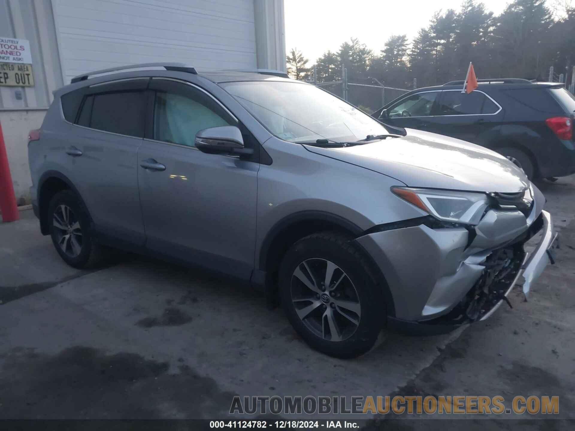 2T3JFREV9GW437268 TOYOTA RAV4 2016