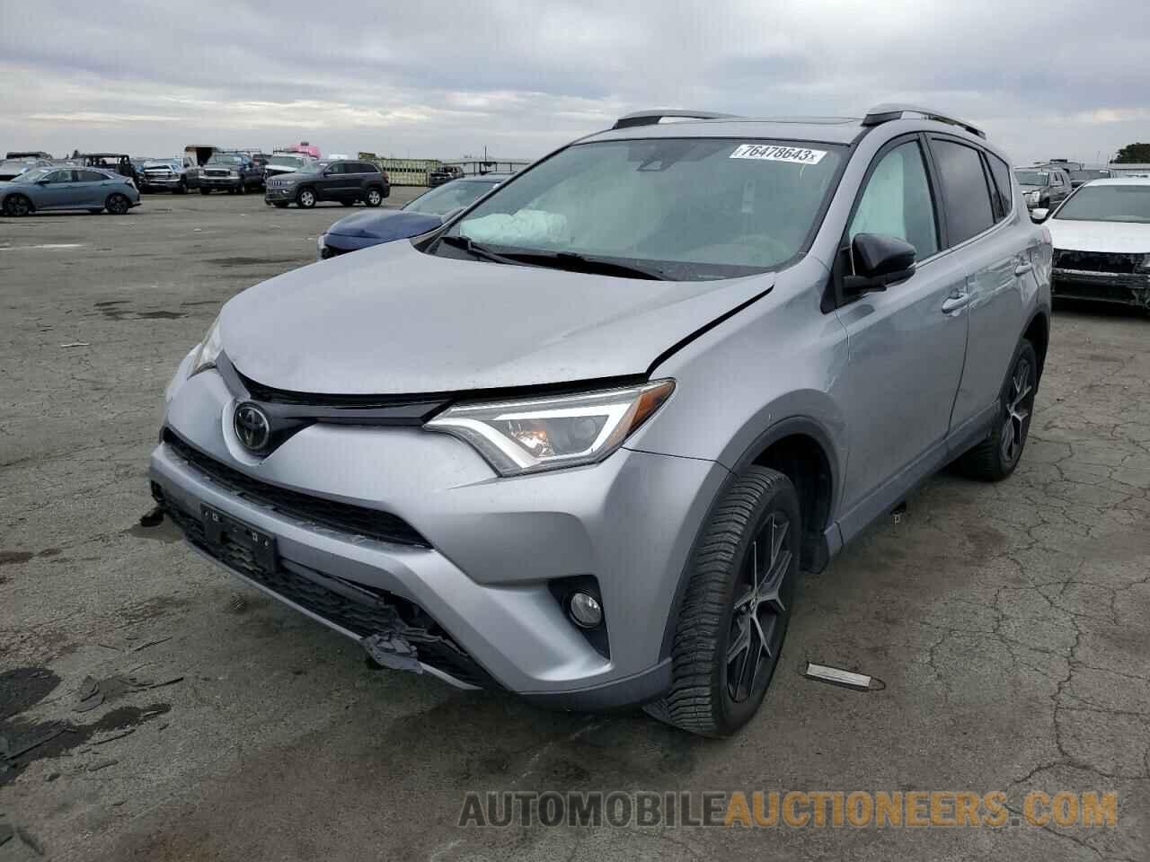 2T3JFREV9JW713956 TOYOTA RAV4 2018