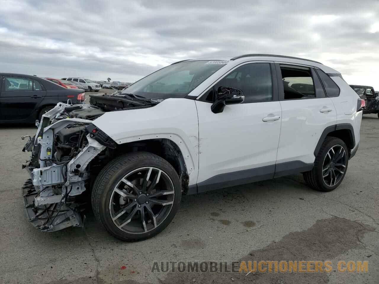 2T3K1RFV8MW141607 TOYOTA RAV4 2021