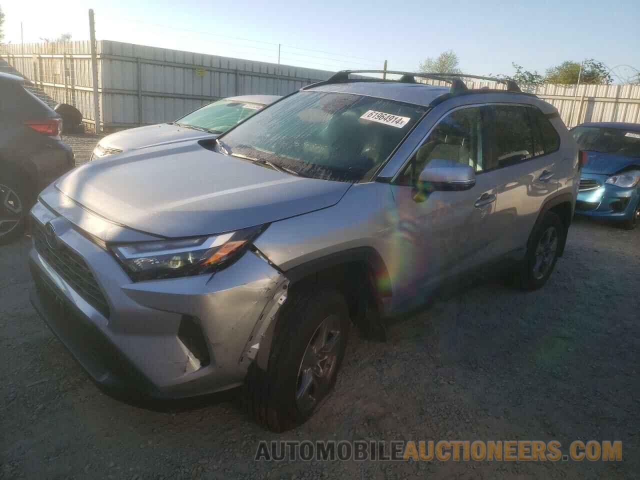 2T3MWRFV4RW189560 TOYOTA RAV4 2024