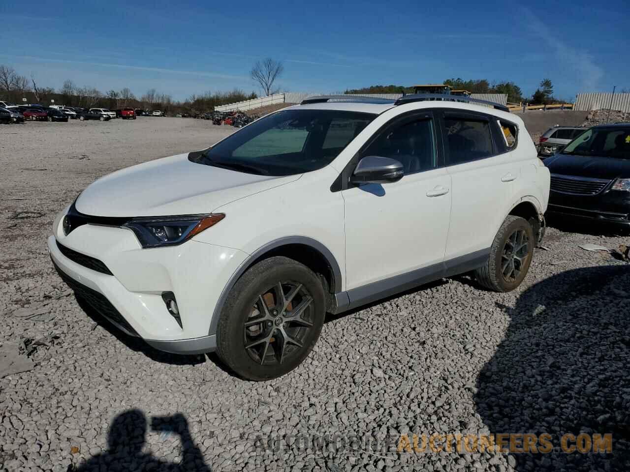 2T3NFREV1HW364674 TOYOTA RAV4 2017