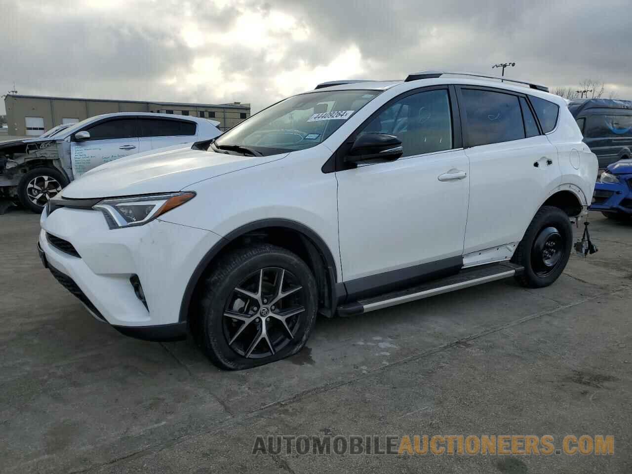 2T3NFREV3HW393206 TOYOTA RAV4 2017