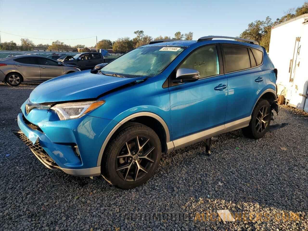 2T3NFREV7JW464512 TOYOTA RAV4 2018