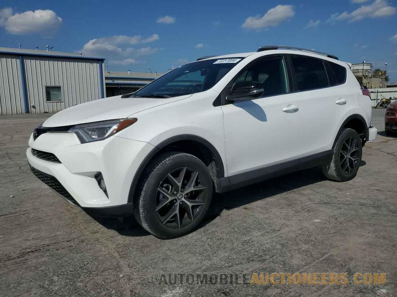 2T3NFREV7JW465529 TOYOTA RAV4 2018