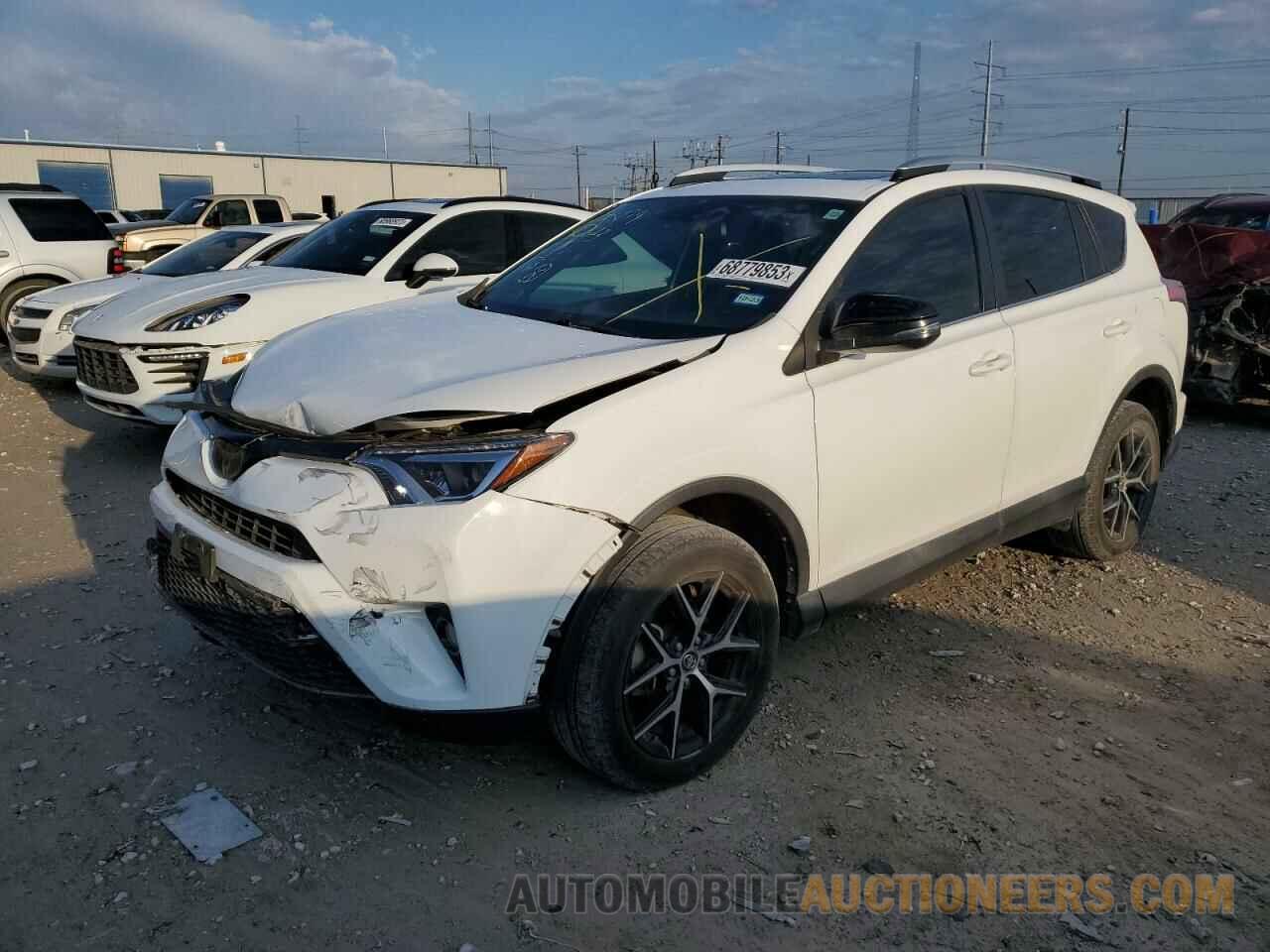 2T3NFREV8GW282746 TOYOTA RAV4 2016