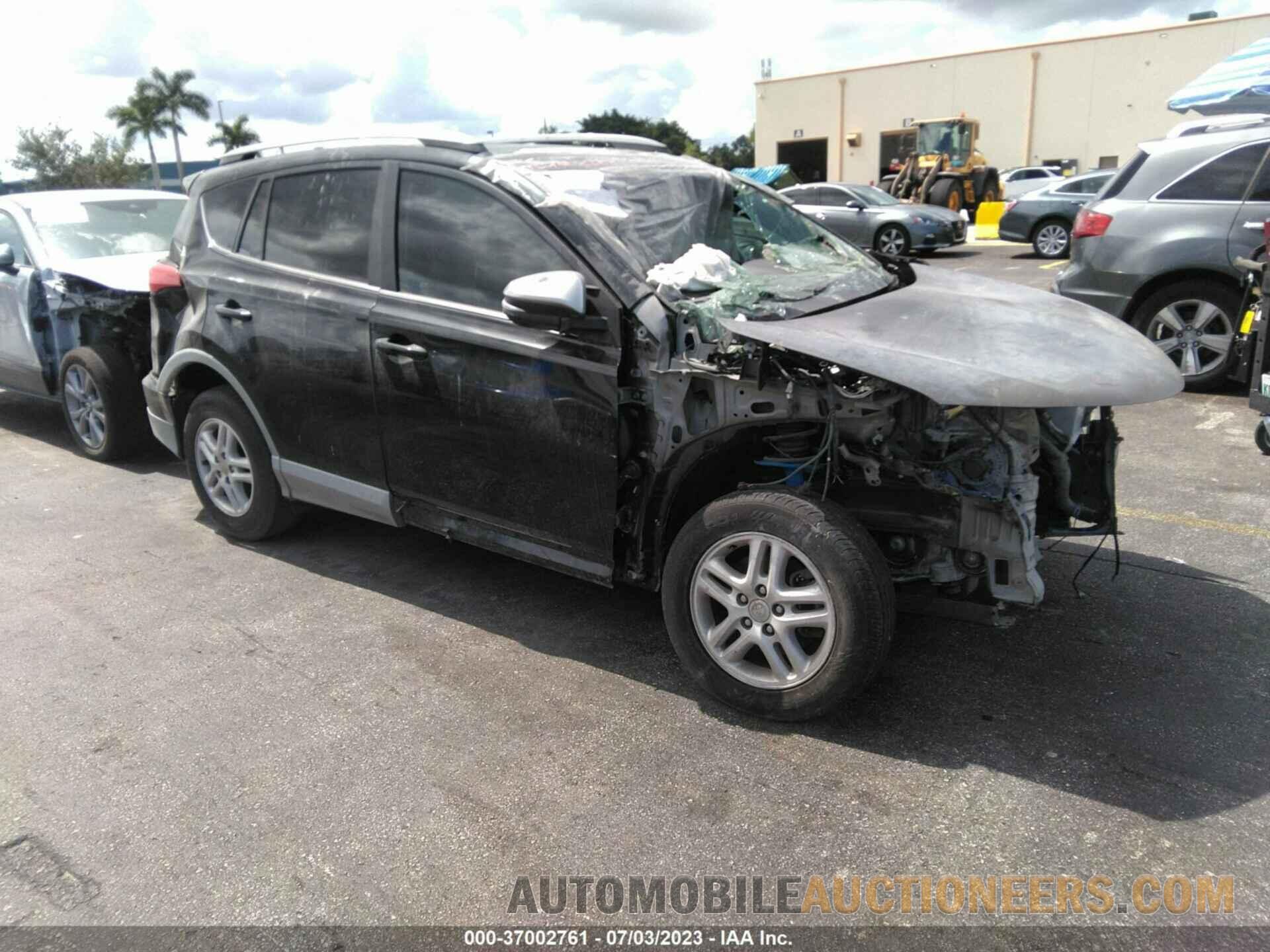 2T3NFREV9JW426215 TOYOTA RAV4 2018