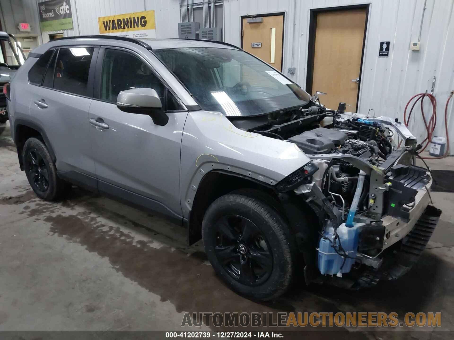 2T3P1RFV0KW082104 TOYOTA RAV4 2019