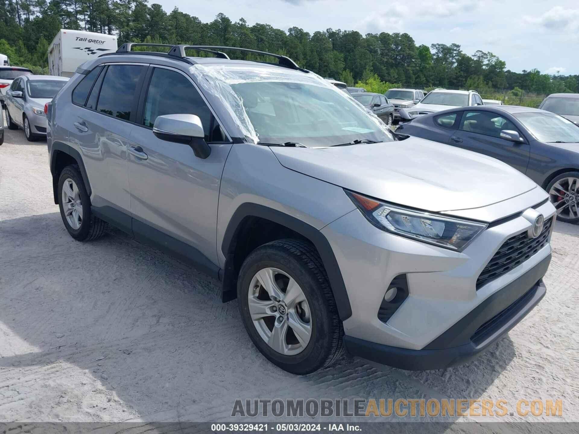 2T3P1RFV0MC241160 TOYOTA RAV4 2021