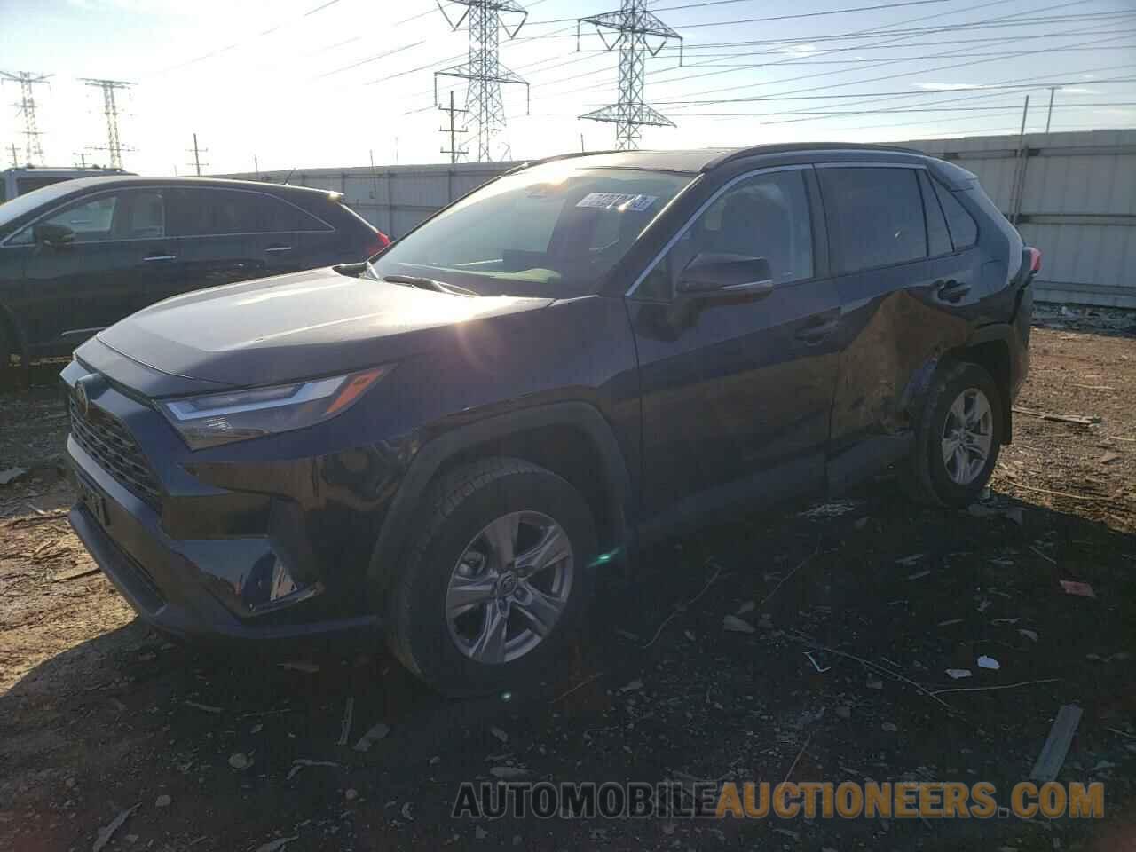 2T3P1RFV0NW301812 TOYOTA RAV4 2022