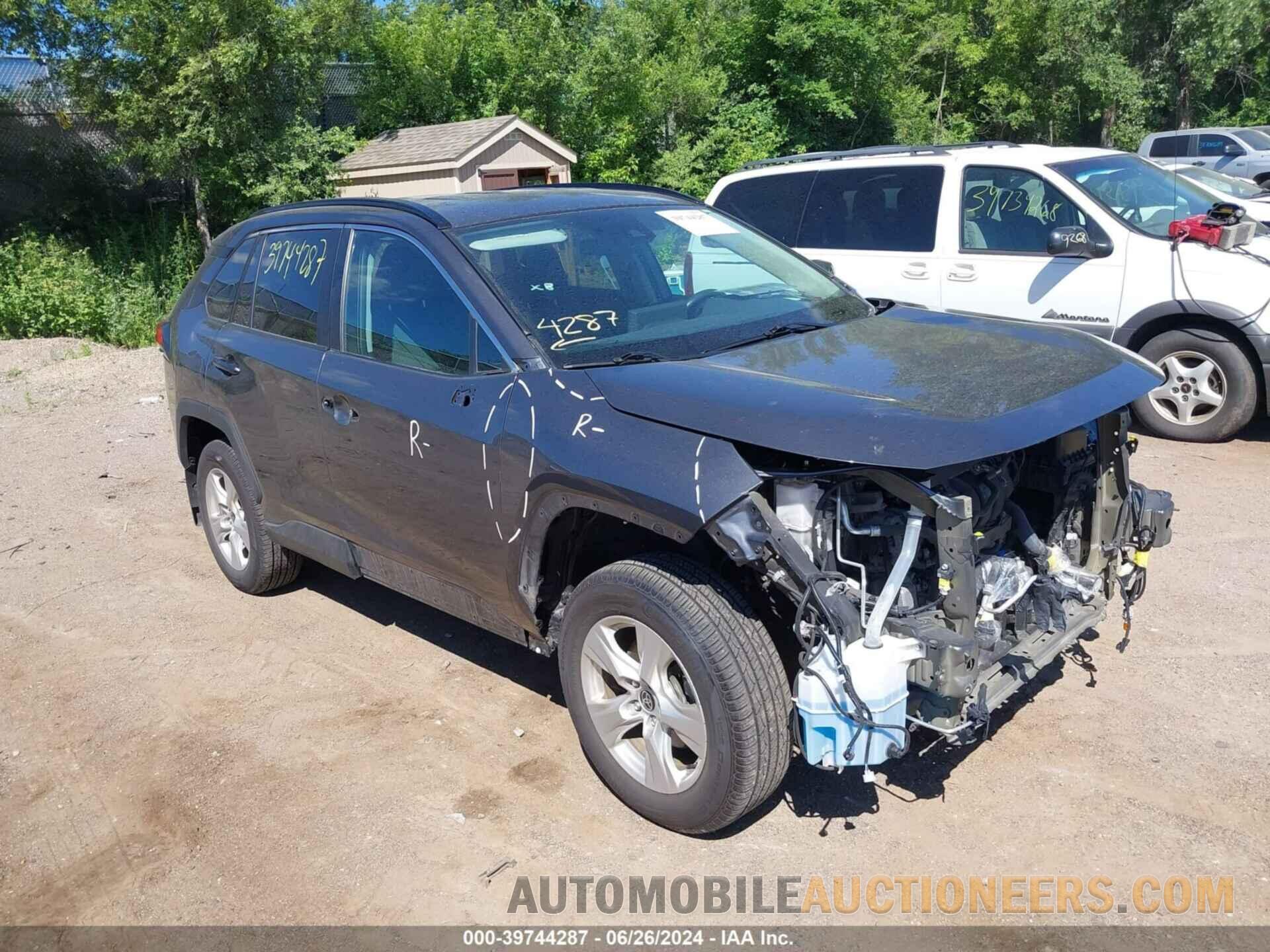 2T3P1RFV1MW220512 TOYOTA RAV4 2021