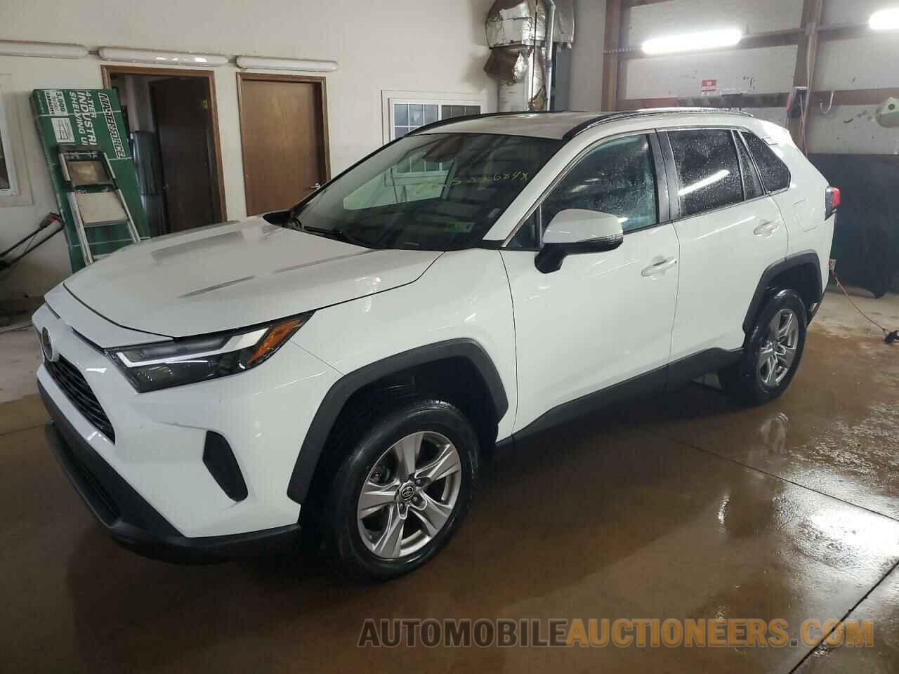 2T3P1RFV1NW272451 TOYOTA RAV4 2022