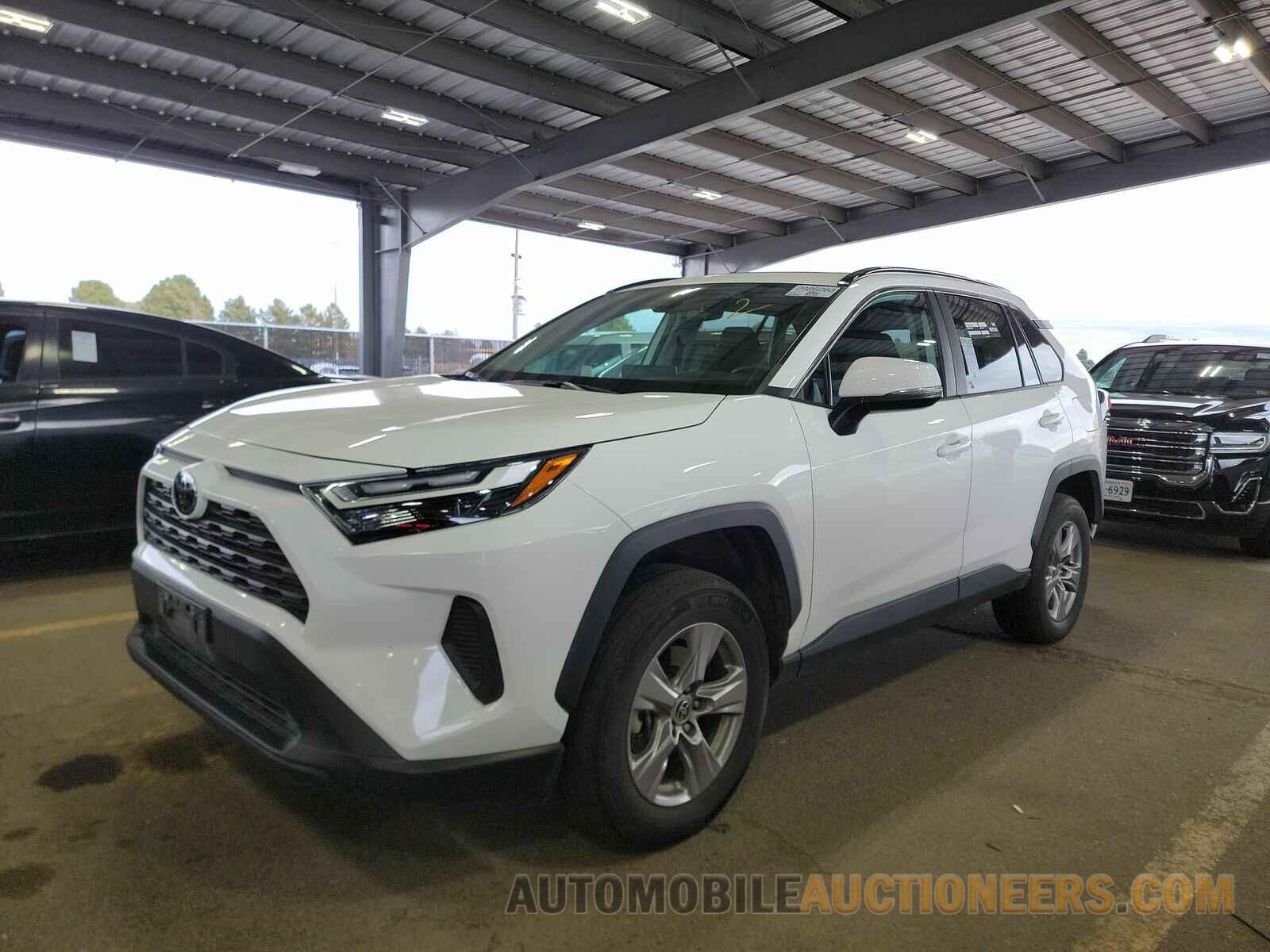 2T3P1RFV1PW329251 Toyota RAV4 2023