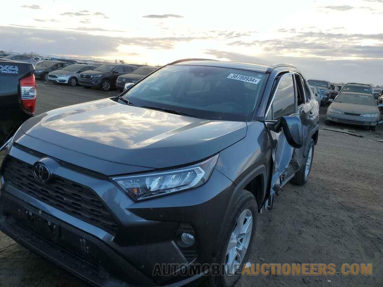 2T3P1RFV2MC147328 TOYOTA RAV4 2021