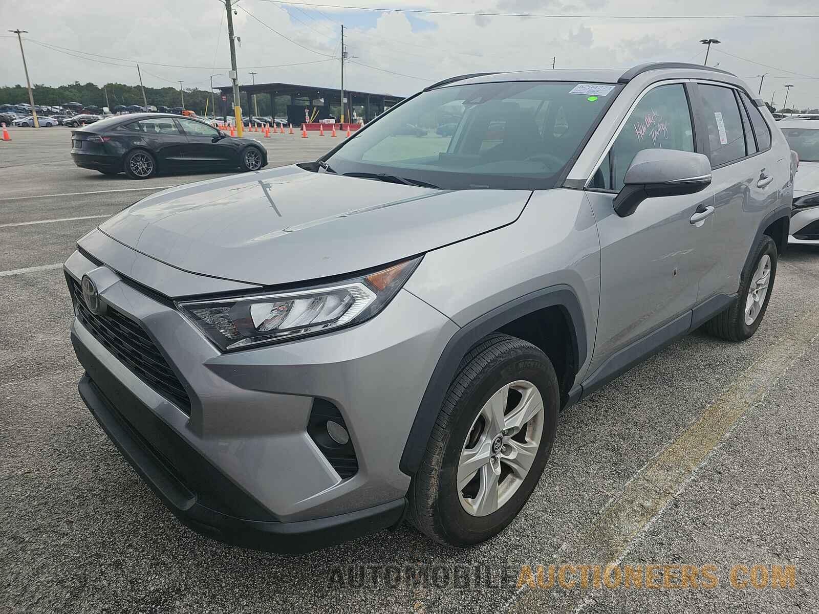 2T3P1RFV2MC161679 Toyota RAV4 2021