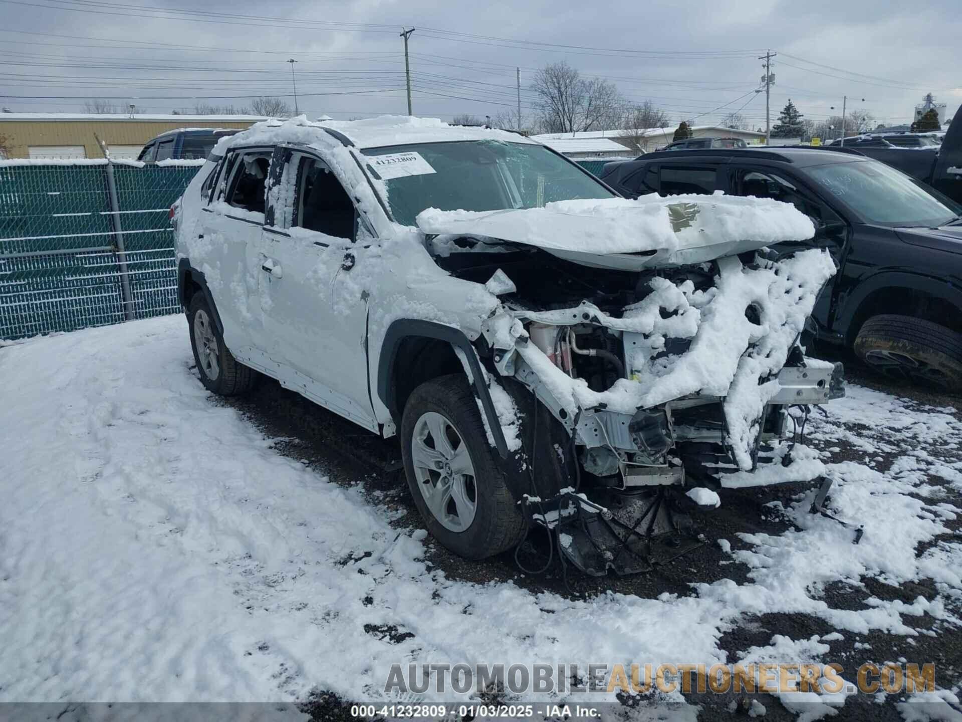 2T3P1RFV2MW161602 TOYOTA RAV4 2021