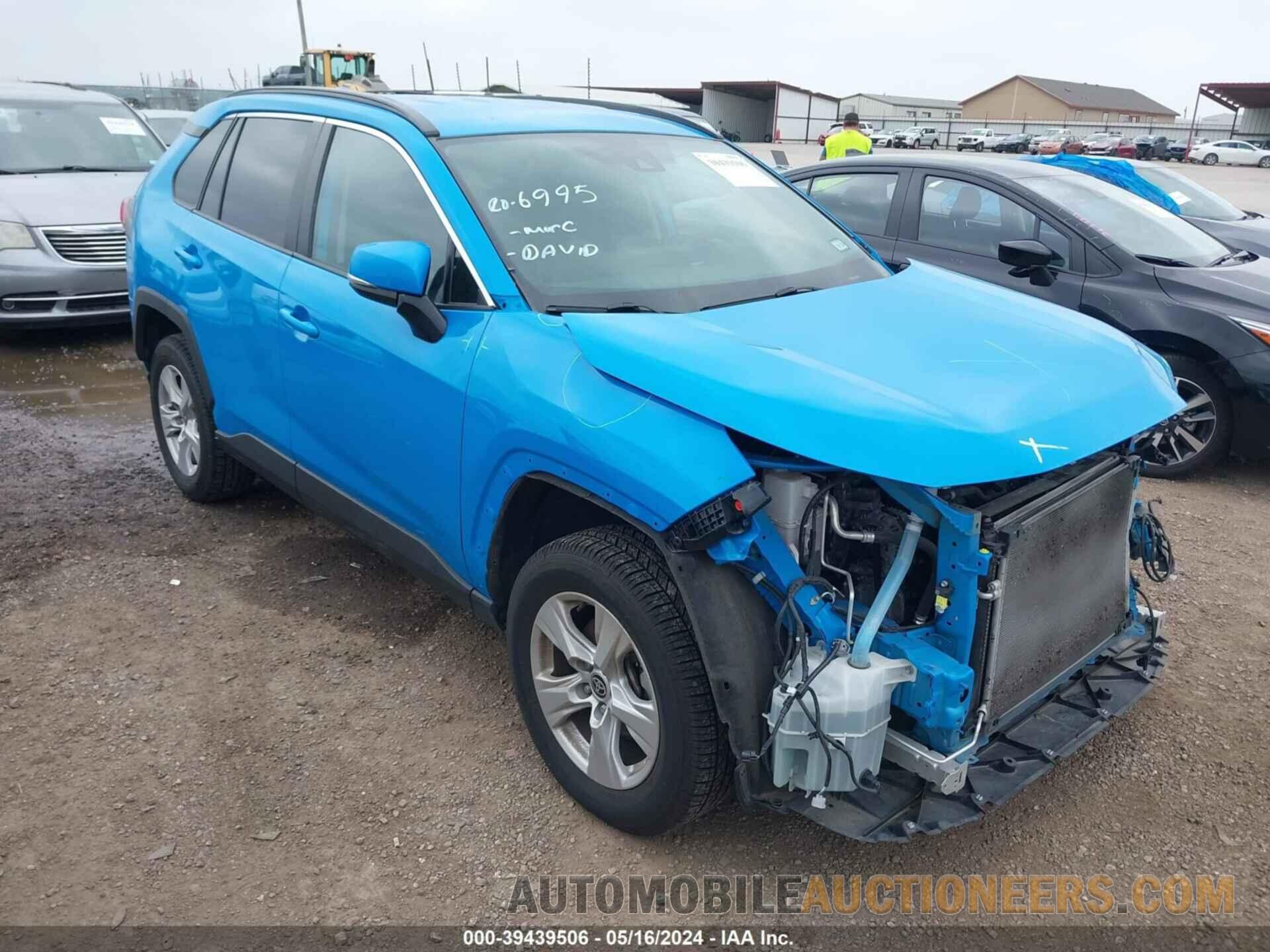 2T3P1RFV2MW192820 TOYOTA RAV4 2021