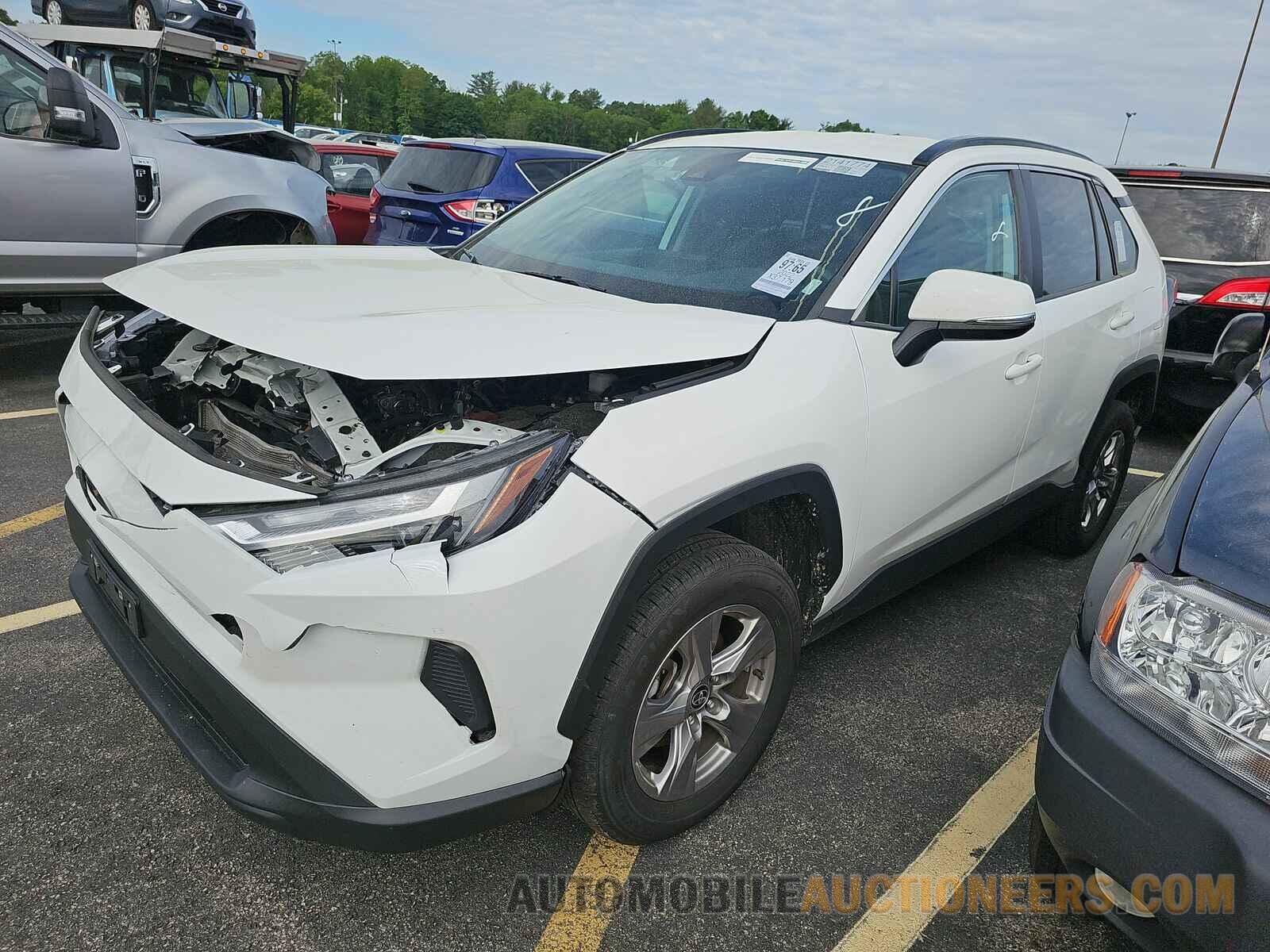 2T3P1RFV2NW272524 Toyota RAV4 2022