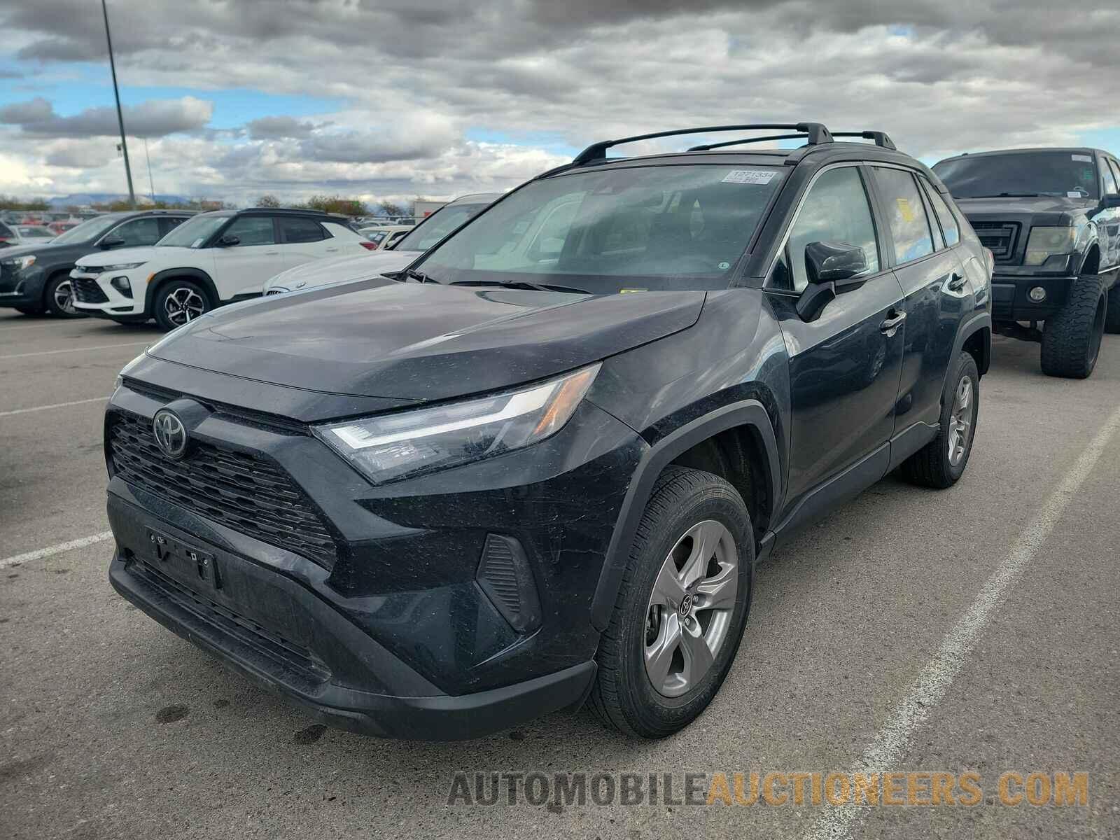 2T3P1RFV2PW355390 Toyota RAV4 2023