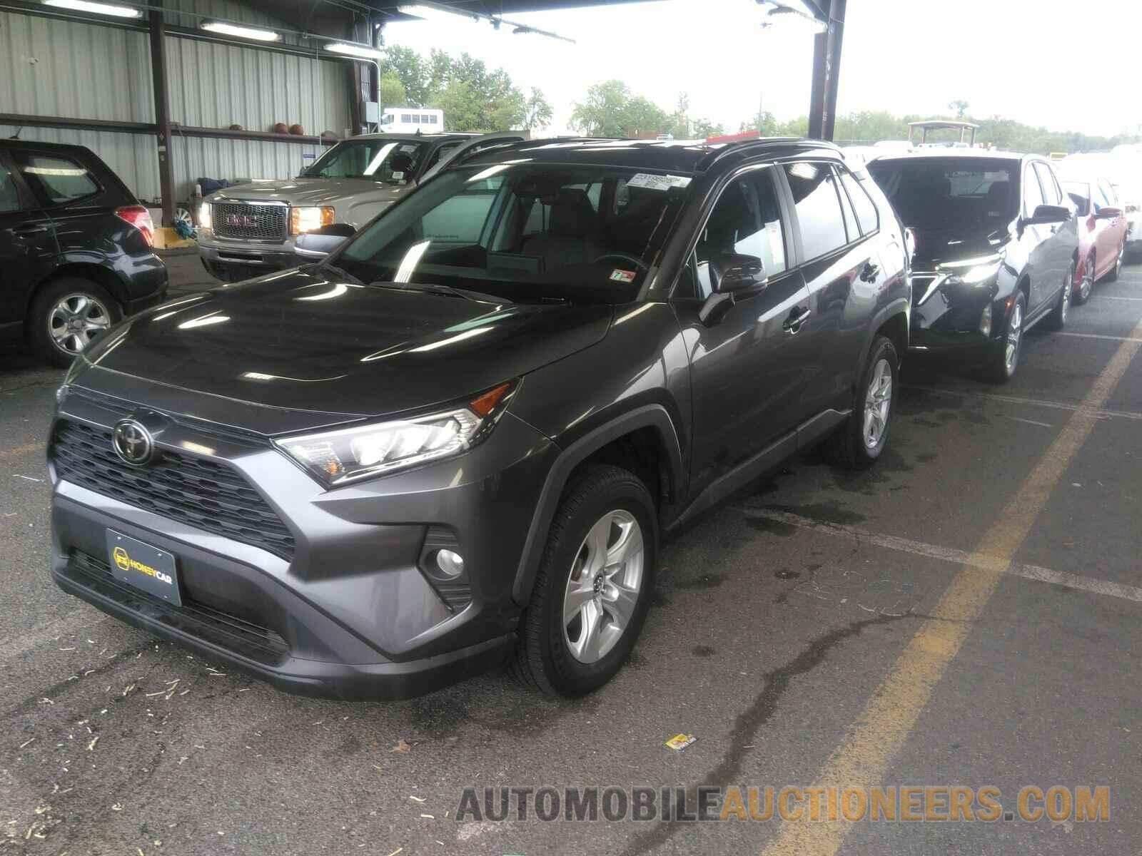 2T3P1RFV3MC158290 Toyota RAV4 2021