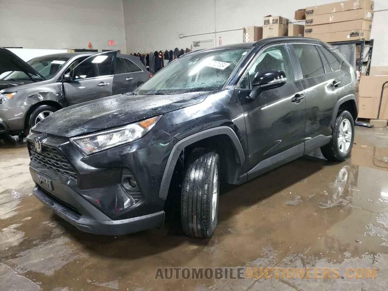 2T3P1RFV3MW227686 TOYOTA RAV4 2021