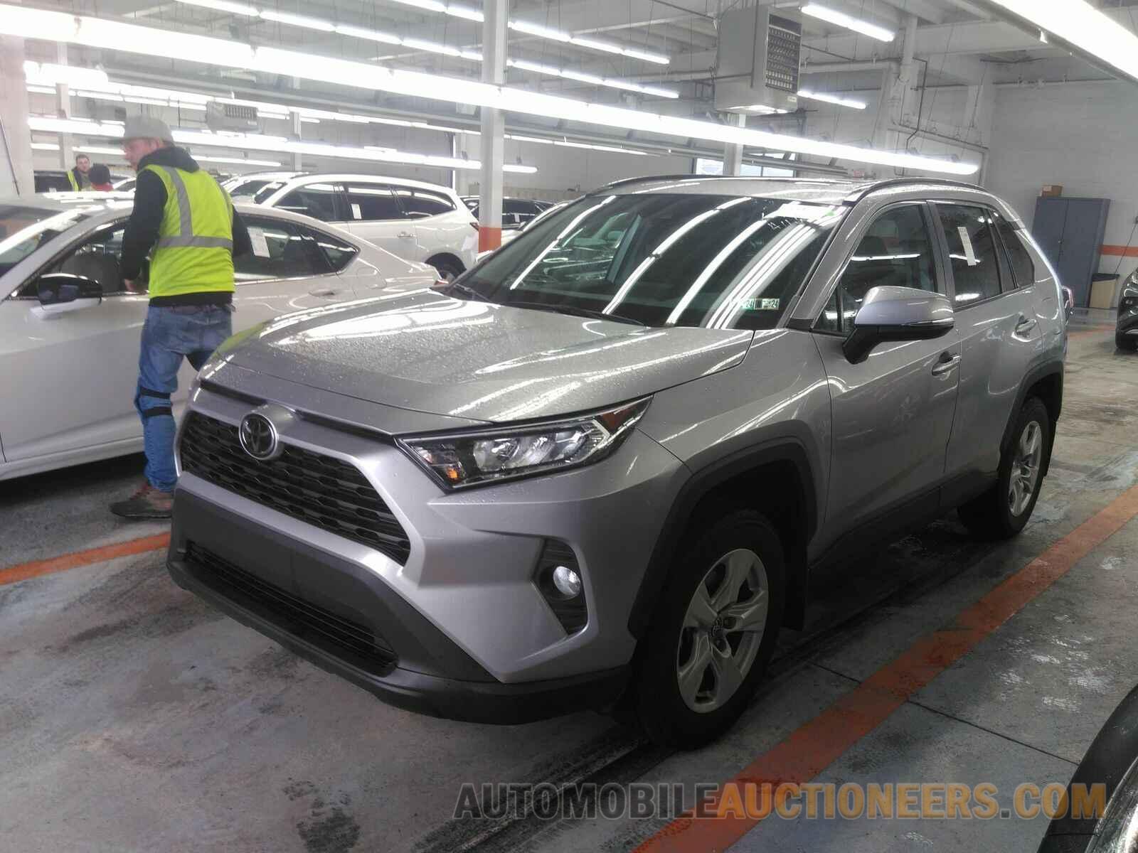 2T3P1RFV4MC211384 Toyota RAV4 2021