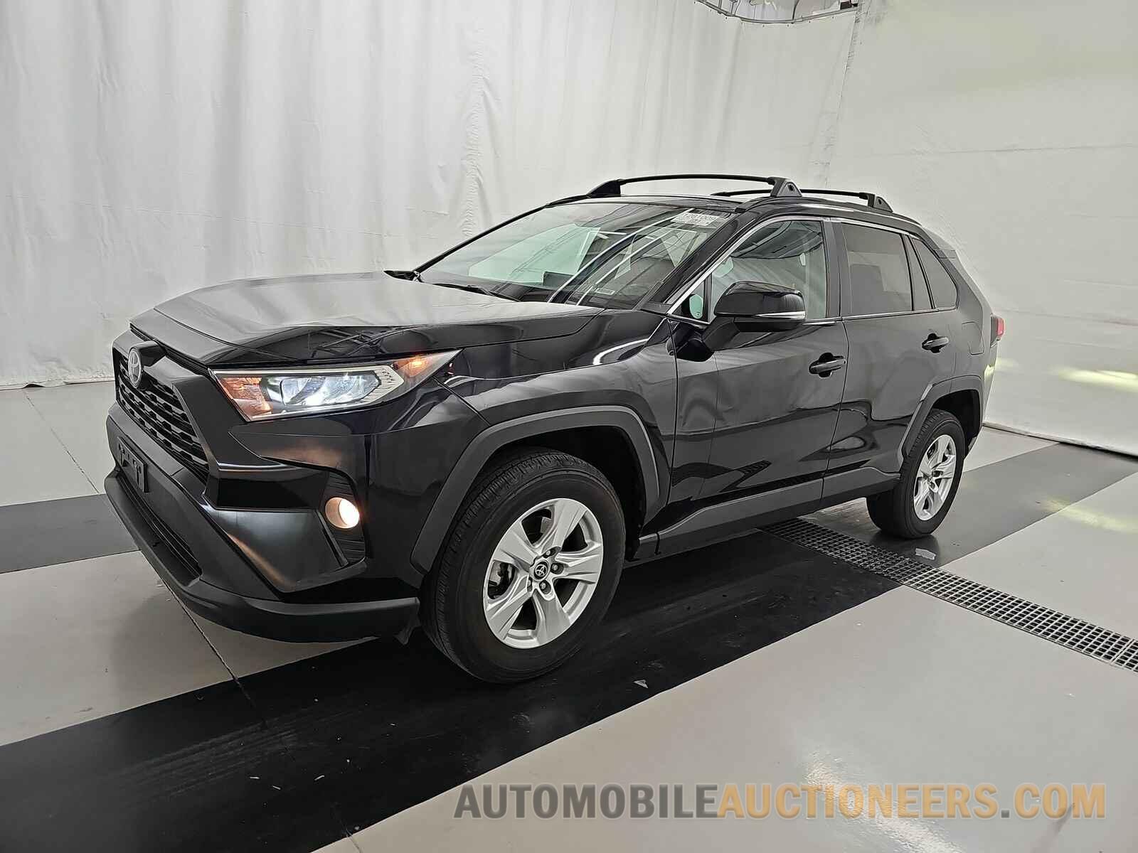 2T3P1RFV4MW210802 Toyota RAV4 2021