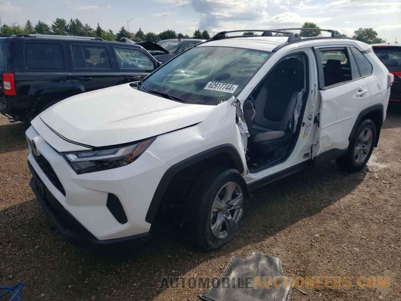 2T3P1RFV4RC438565 TOYOTA RAV4 2024