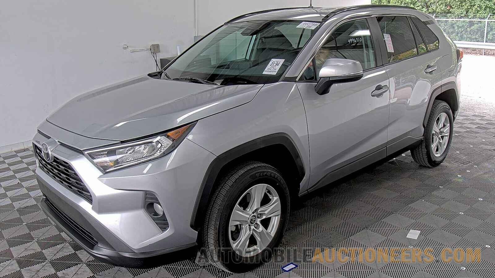 2T3P1RFV5MC213435 Toyota RAV4 2021