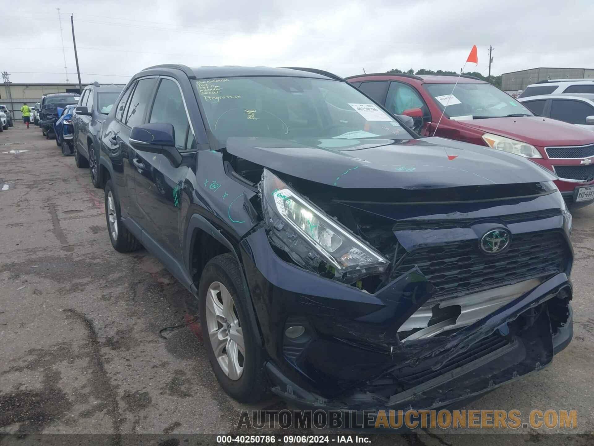 2T3P1RFV6MW236558 TOYOTA RAV4 2021