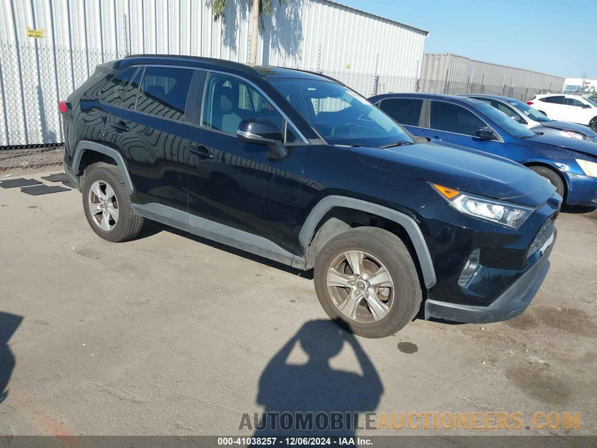 2T3P1RFV7KW032025 TOYOTA RAV4 2019