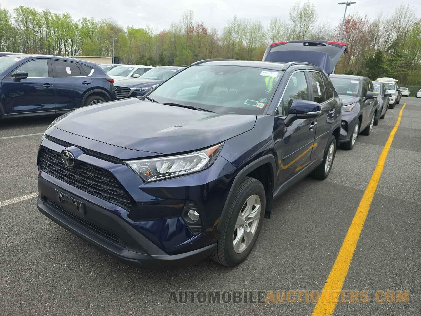 2T3P1RFV7MW166259 Toyota RAV4 2021