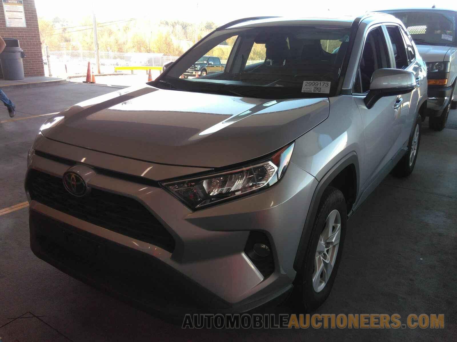 2T3P1RFV8KC018815 Toyota RAV4 2019