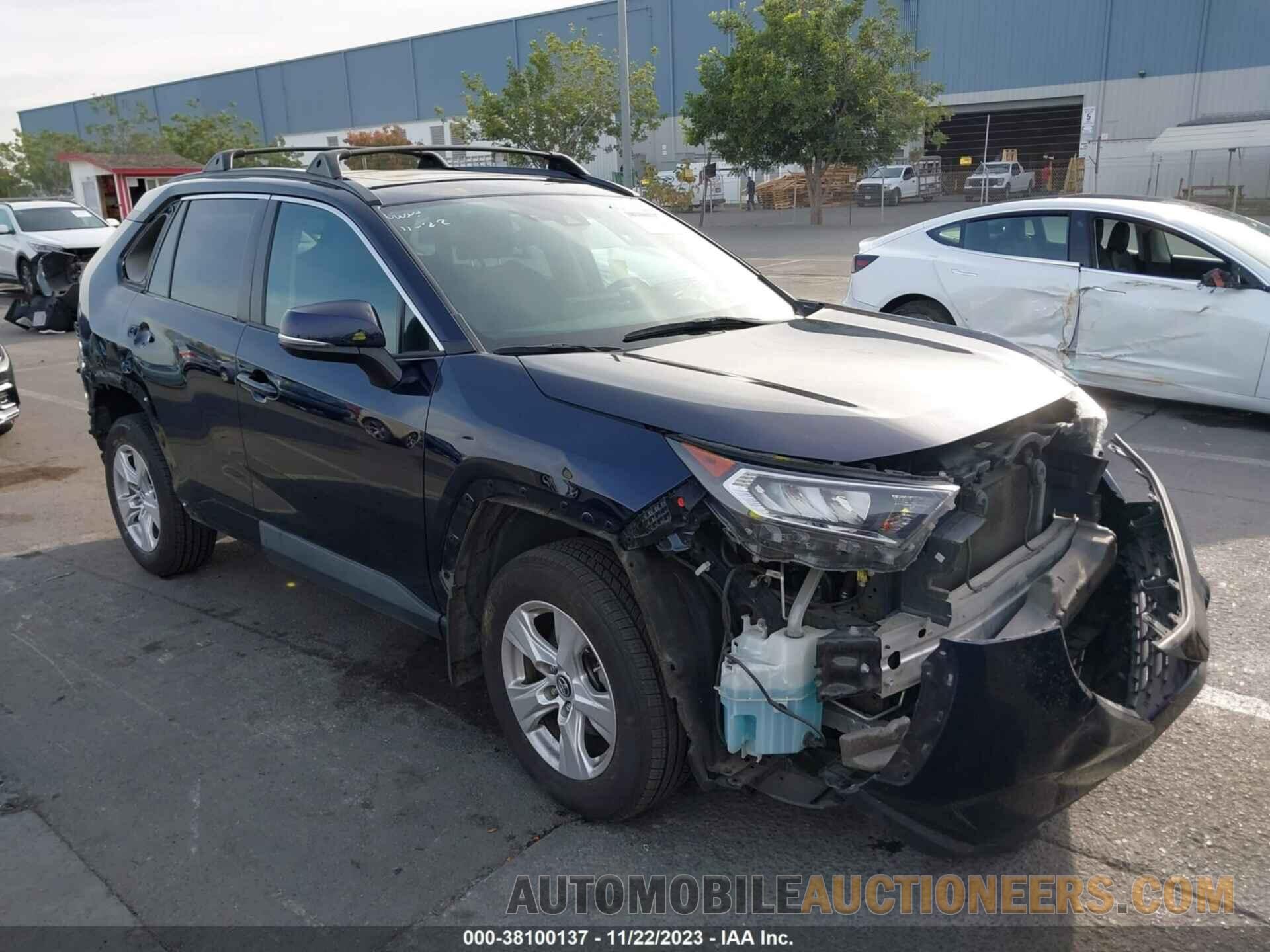 2T3P1RFV8KC037901 TOYOTA RAV4 2019